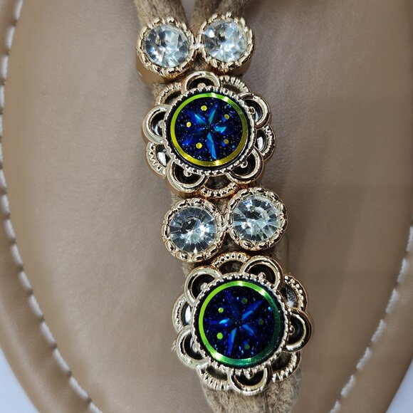 Beige Fashion Sandals with Rhinestone Embellishment - Picture 5 of 9